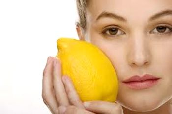 Чистим кожу лимоном